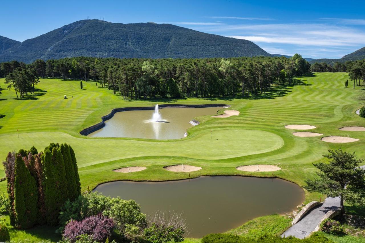 Chateau Et Golf De Taulane La Martre Екстер'єр фото