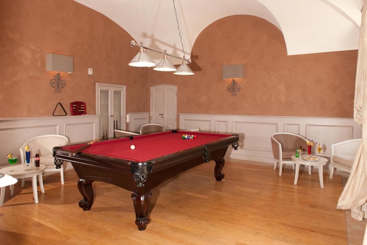 Chateau Et Golf De Taulane La Martre Екстер'єр фото