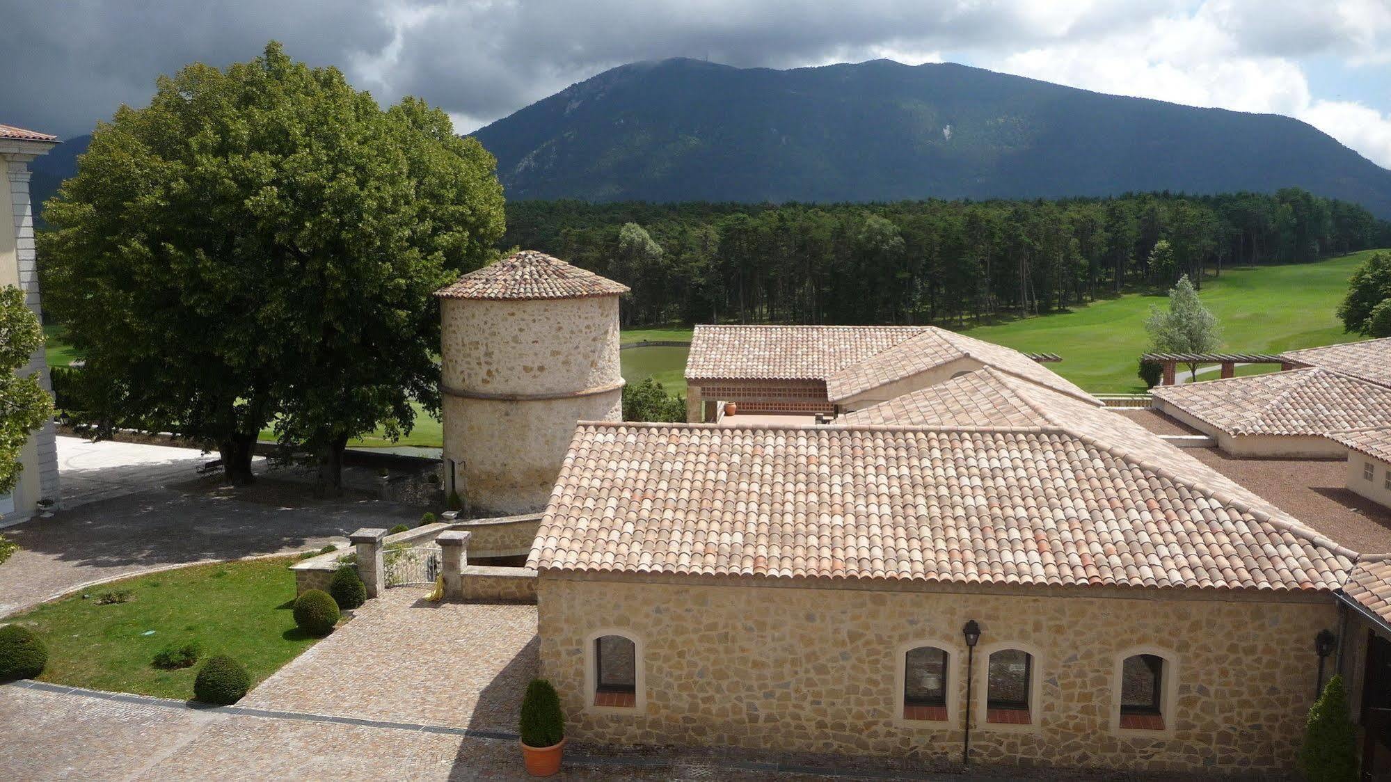 Chateau Et Golf De Taulane La Martre Екстер'єр фото