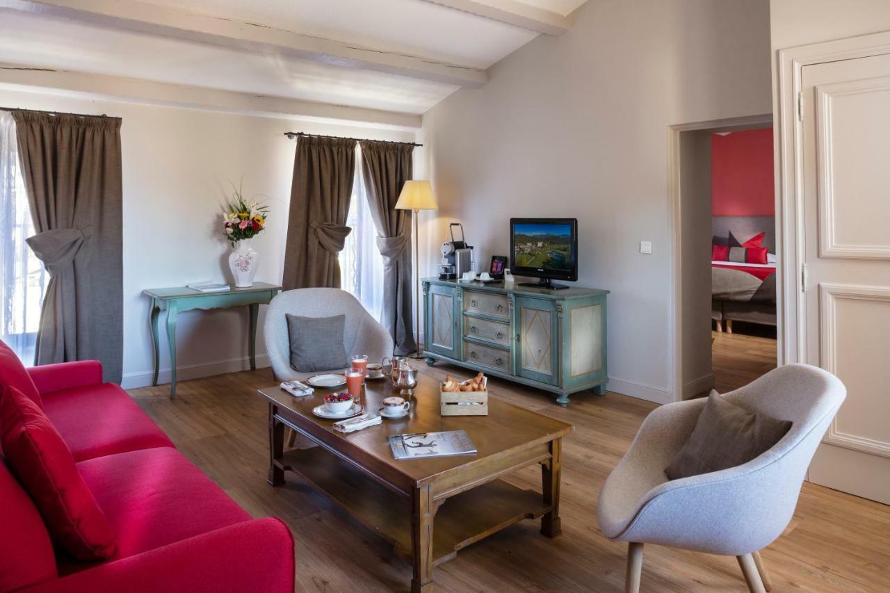 Chateau Et Golf De Taulane La Martre Екстер'єр фото